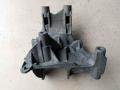 подушка крепления двигателя Volkswagen Multivan T5 2003, 2.5 л., дизель, минивэн, 070199343B - фото №2