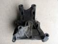 подушка крепления двигателя Volkswagen Multivan T5 2003, 2.5 л., дизель, минивэн, 070199343B - фото №2