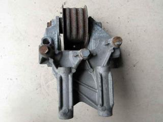 подушка крепления двигателя Volkswagen Multivan T5 2003, 2.5 л., дизель, минивэн, 070199343B