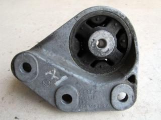 кронштейн редуктора Audi A8 D2/4D 1997, 2.5 л., дизель, седан, 4D0599133A