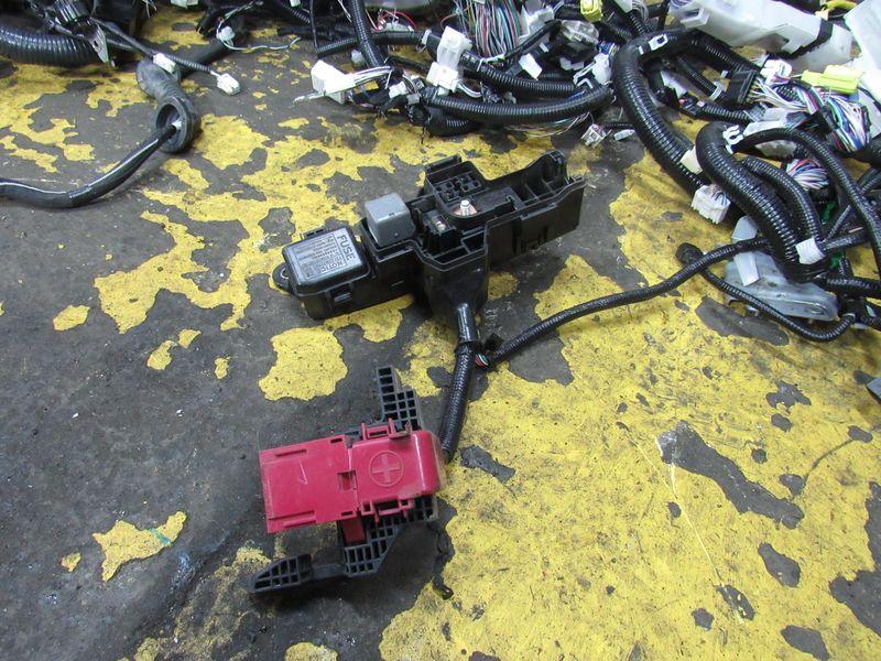 проводка салона Toyota RAV4 5 поколение (XA50) 2019, 2.5 л., гибрид, 82161-4A160, 86842-42020, 82162-42N00, 82111-4AX00 - фото №1