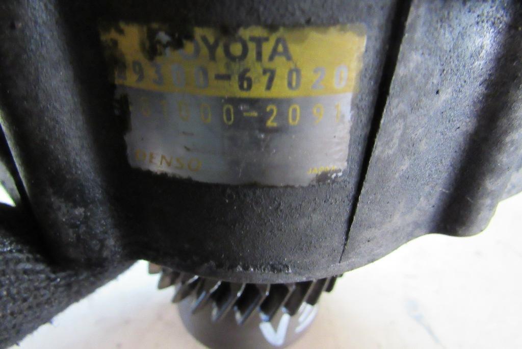 насос вакуумный Toyota Land Cruiser Prado 3 поколение J120 2006, 3.0 л., 1KZ-TE, дизель, внедорожник 5 дв., 2930067020 - фото №1