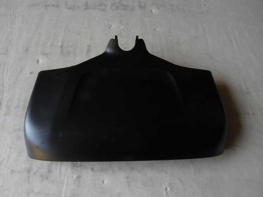 пластик Maserati Levante 1 поколение 2016, 3.0 л., дизель, внедорожник 5 дв., 670040423 - фото №1