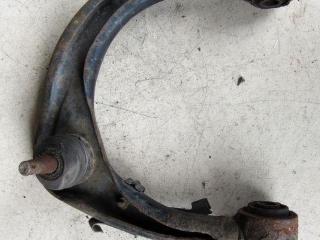 рычаг передний правый Toyota Land Cruiser Prado 3 поколение J120 2003, 4.0 л., 1GR-FE, бензин, внедорожник 5 дв., 48610-60070