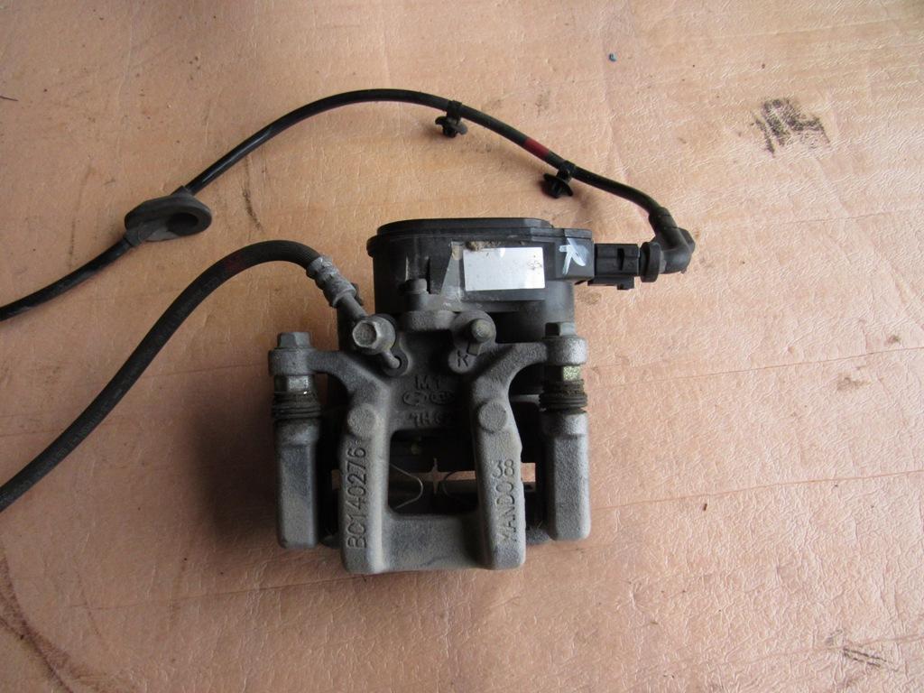 суппорт задний правый Kia Sportage 4 поколение 2016, 2.0 л., D4HA, дизель, внедорожник 5 дв., BC412252 - фото №1