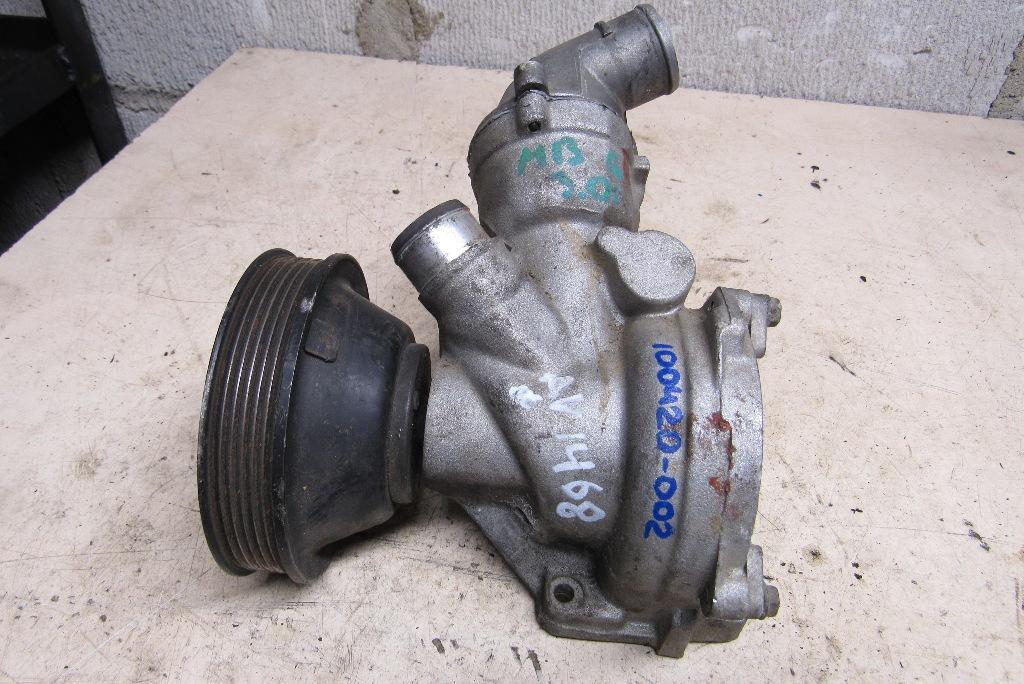 помпа Mercedes-Benz G-Класс W463 1990, 3.0 л., бензин, внедорожник 5 дв. - фото №1