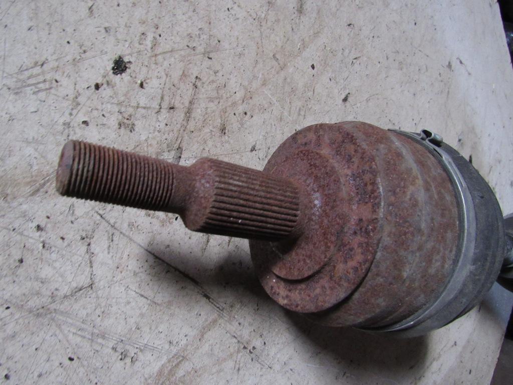 полуось передняя левая (приводной вал, ШРУС) Volkswagen Multivan T5 2003 - фото №1