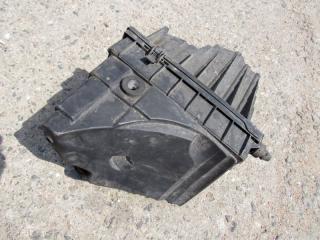 корпус воздушного фильтра Volkswagen Multivan T5 2003, 2.5 л., дизель, 7H0129601