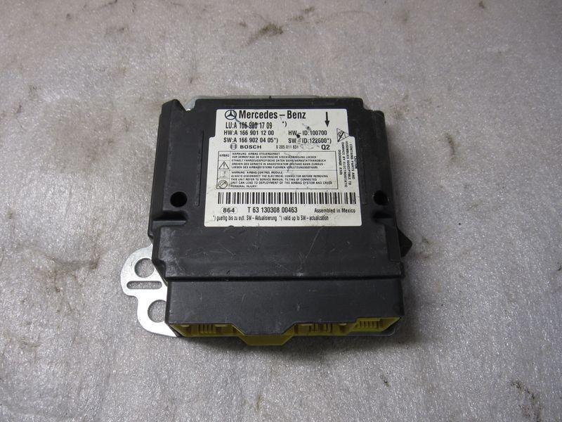 блок AirBag Mercedes-Benz M-Класс W166 2012, 3.0 л., дизель, 1669001709 - фото №1
