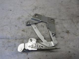 петля капота правая Mercedes-Benz M-Класс W166 2012, 1668800128