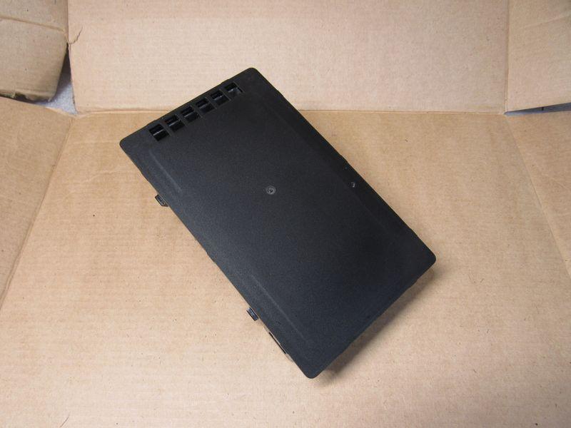 Беспроводное зарядное устройство Hyundai Tucson 4 поколение 2021, 2.0 л., дизель, 95560-N7000 - фото №1