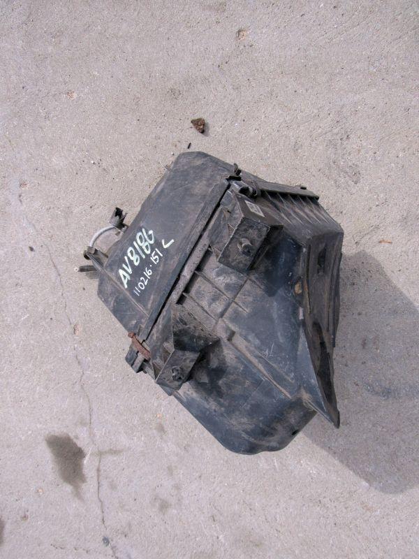 корпус воздушного фильтра Audi A6 4B/C5 2000, 038133835E - фото №1