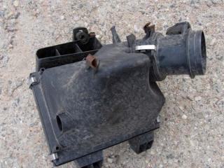 корпус воздушного фильтра Audi A6 4B/C5 [рестайлинг] 2002, 06C133837N