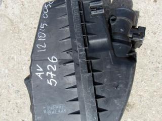 корпус воздушного фильтра Toyota Corolla 9 поколение E120 [рестайлинг] 2005, 17701-27170