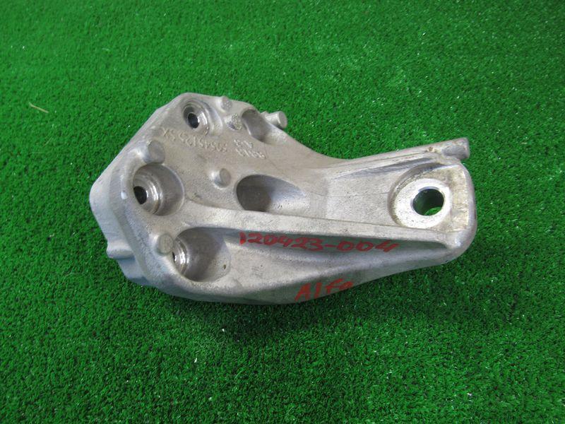 кронштейн двигателя Alfa Romeo Stelvio 1 поколение 2018, 2.0 л., бензин, 50545195 - фото №1