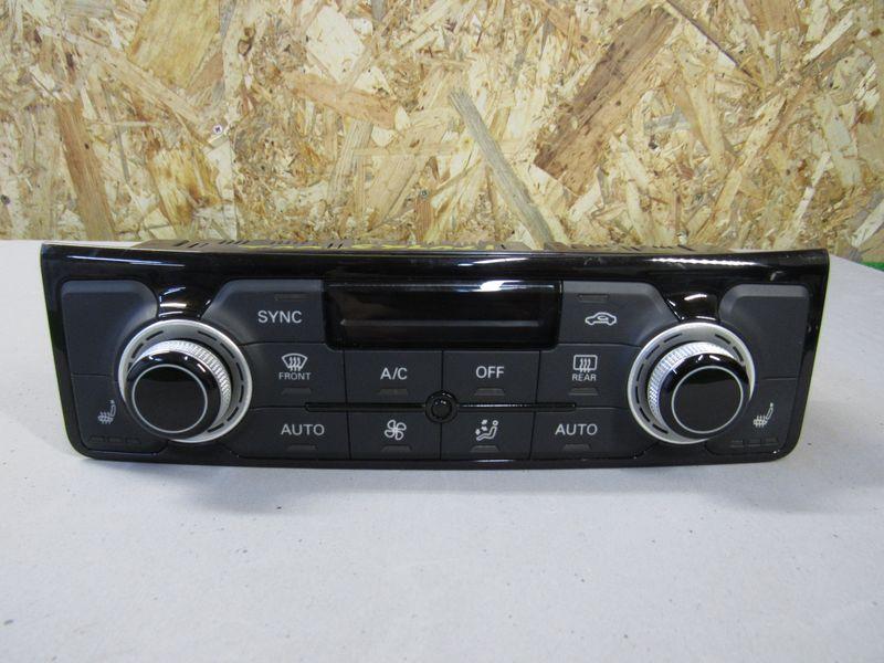 блок управления печки / климат-контроля Audi A8 D4/4H 2012, 4H0820043N - фото №1