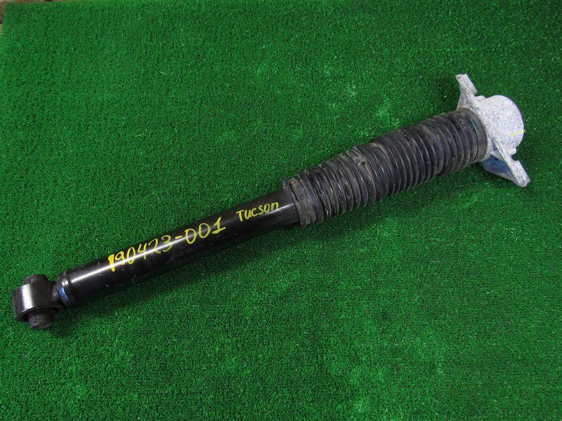 амортизатор задний Hyundai Tucson 4 поколение 2021, 1.6 л., гибрид, 55300-CZ000 - фото №1