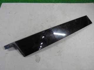 накладка двери (крышки) багажника Volkswagen Touareg 2 поколение 2012, 7P6837901