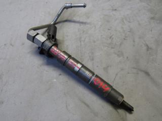 форсунка Mercedes-Benz E-Класс W213/S213/C238/A238 2016, 2.0 л., дизель, 6540700187