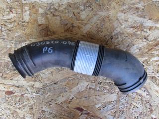 патрубок воздушного фильтра Volkswagen Amarok 1 поколение 2H 2010, 2H0129618