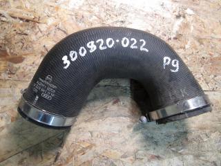 патрубок интеркулера Audi Q7 4L [рестайлинг] 2008, 4L0145972A