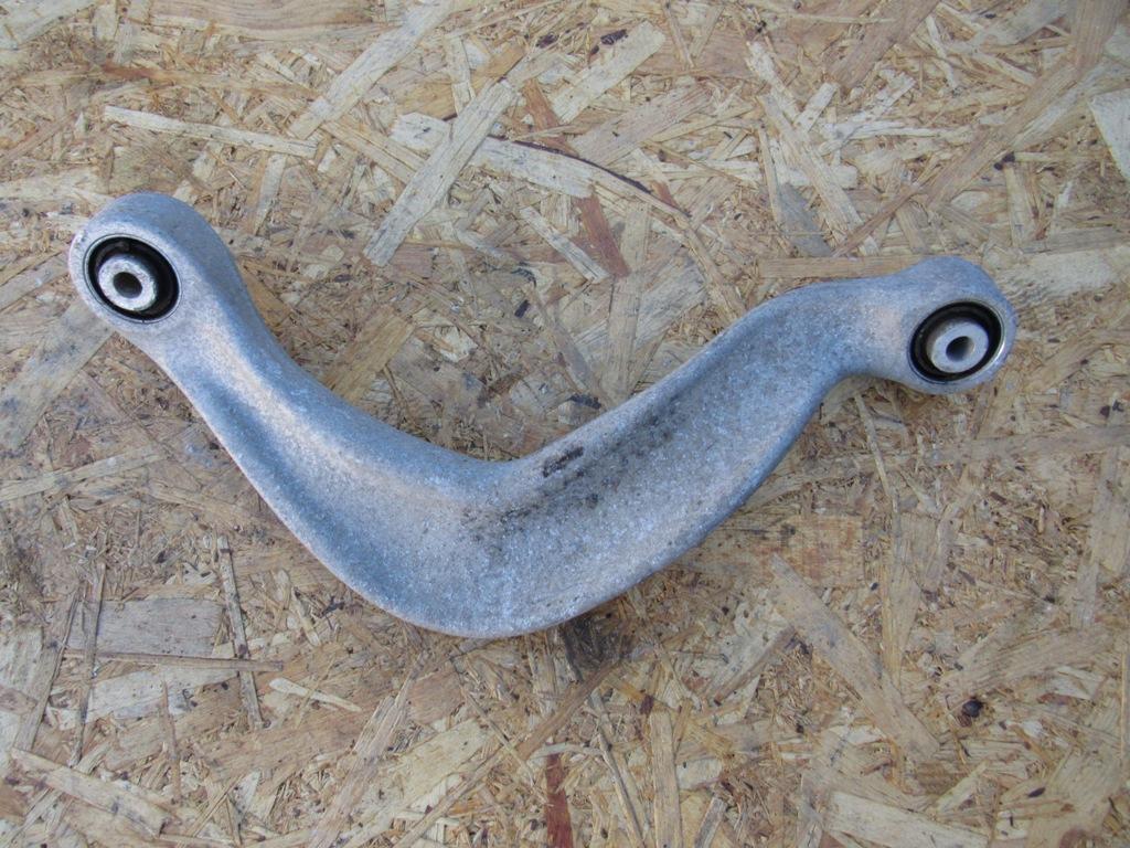 рычаг задний правый Audi A4 B8/8K 2010, 8K0505324H - фото №1