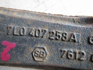 ступица передняя правая Volkswagen Touareg 1 поколение 2003, 7L0407258A