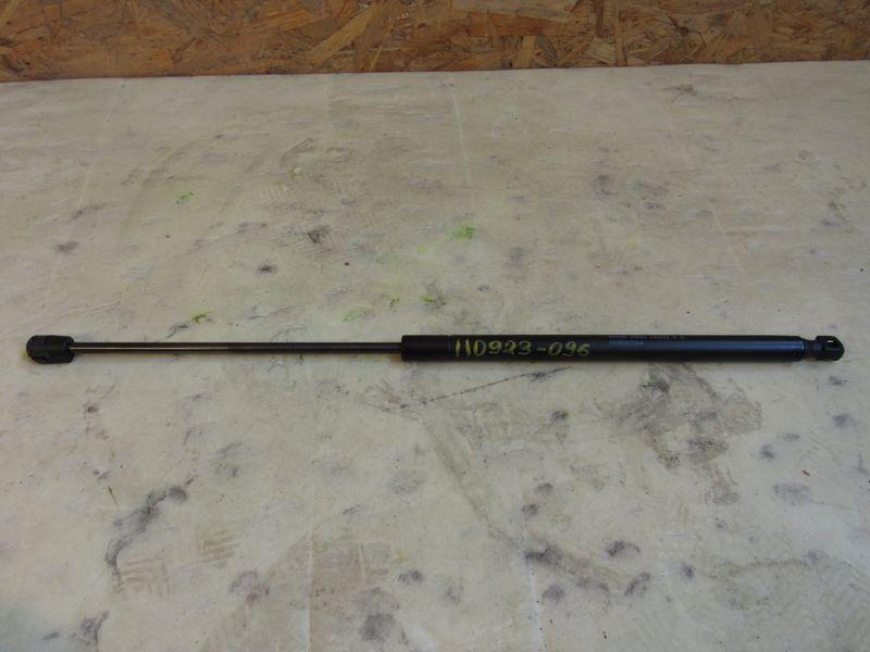 амортизатор стекла багажника Jeep Wrangler 4 поколение 2023, 2.0 л., бензин, АКПП, 68282670AA - фото №1