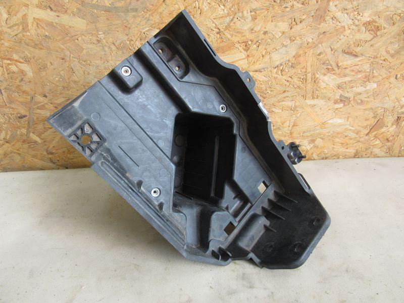 полка аккумулятора Jeep Wrangler 4 поколение 2023, 2.0 л., бензин, АКПП, 68428473AA - фото №1