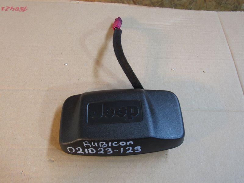 антенна Jeep Wrangler 4 поколение 2022, 2.0 л., бензин, АКПП, 68433493AA - фото №1