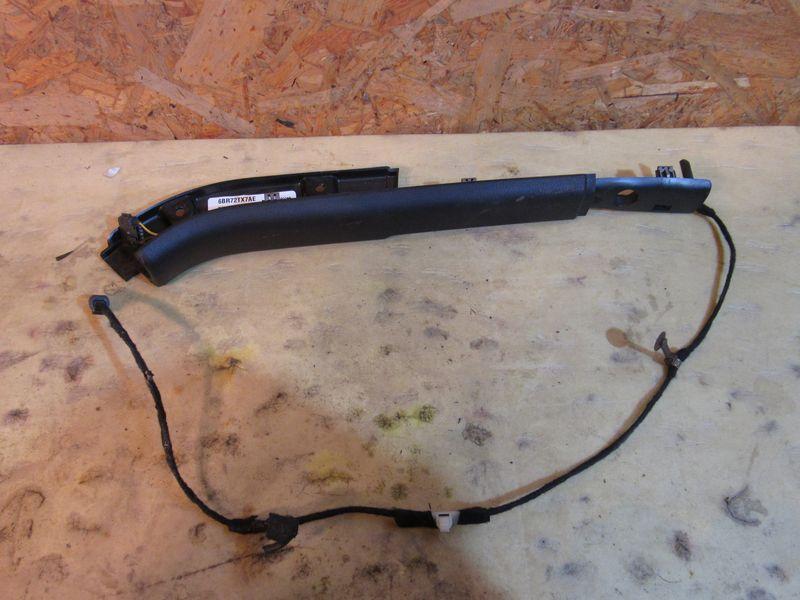 обшивка стойки Jeep Wrangler 4 поколение 2022, 2.0 л., бензин, АКПП, 6BR72TX7AE - фото №1