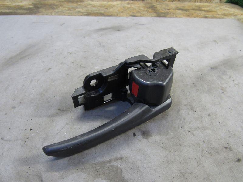 ручка внутренняя передняя правая Toyota RAV4 5 поколение (XA50) 2019, 69273-33060 - фото №1