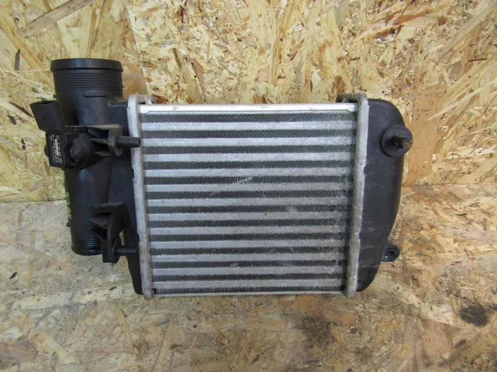 интеркулер Audi A6 4F/C6 2006, 3.0 л., дизель, 4F0145805E - фото №1