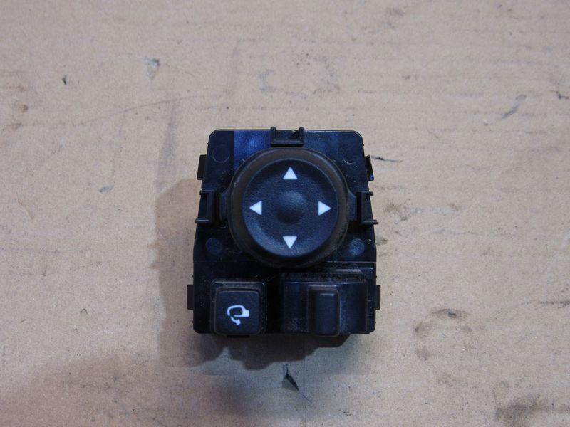 джойстик регулировки зеркал Hyundai Tucson 4 поколение 2021, 1.6 л., бензин, 93530N72004X - фото №1