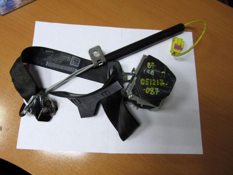 ремень безопасности Volkswagen Passat B7 2011, 3C5857806F - фото №1