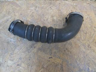 патрубок интеркулера Audi A6 4F/C6 2006, 4F0145738F