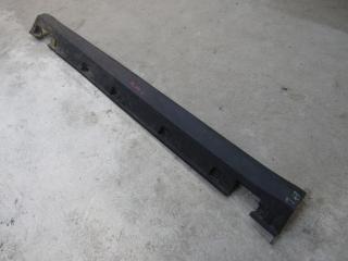 накладка на порог Mercedes-Benz M-Класс W164 2005, 1646900740