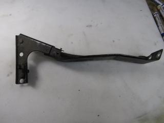 крепление крыла переднего правого Audi A5 8T 2009, 8T0821136G