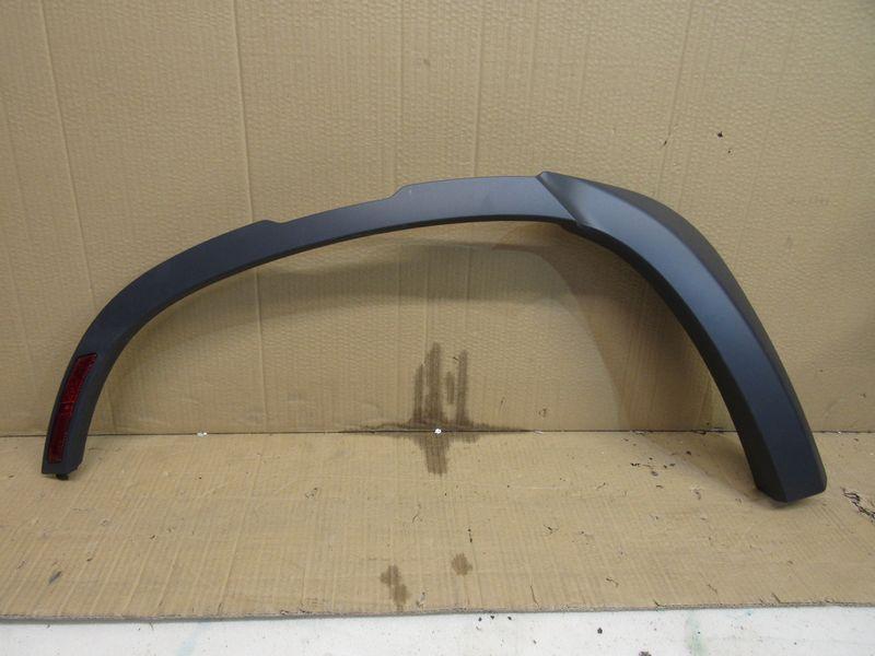 накладка колесной арки задний правый Land Rover Defender 2 поколение 2021, L8B2-290E22-DX - фото №1