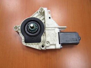 моторчик стеклоподъемника передний правый Audi A4 B8/8K 2010, 8K0959802A