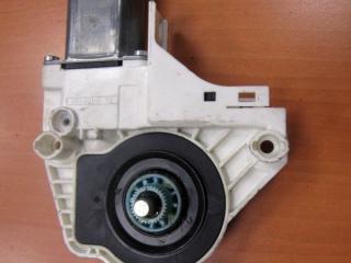 моторчик стеклоподъемника передний левый Audi A8 D4/4H 2012, 8K0959801B