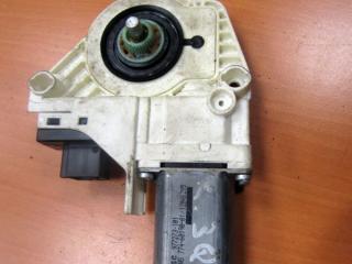 моторчик стеклоподъемника передний левый Audi Q7 4L [рестайлинг] 2012, 4L0959801B