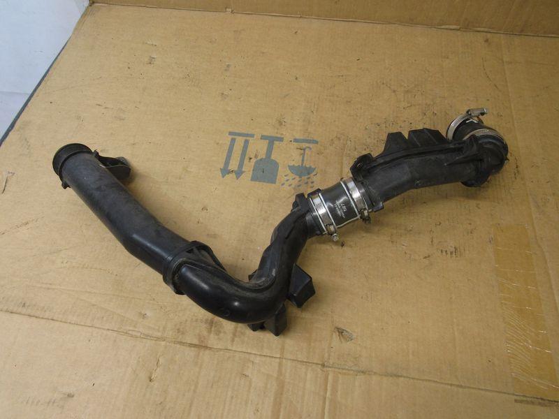 патрубок радиатора Peugeot 5008 2 поколение 2020, 2.0 л., дизель, 9675758280 - фото №1