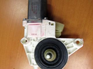 моторчик стеклоподъемника передний левый Mercedes-Benz M-Класс W164 [рестайлинг] 2010, 2518200742