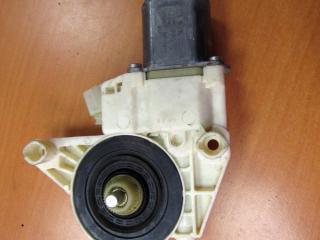 моторчик стеклоподъемника задний правый Mercedes-Benz E-Класс W212/S212/C207/A207 2012, 2048200642
