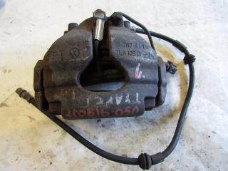 суппорт передний левый Volkswagen Touareg 1 поколение 2006