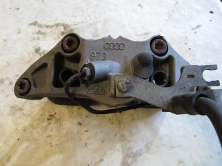 суппорт передний левый Audi A4 B7 2006