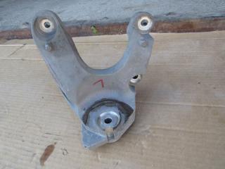 кронштейн двигателя Jeep Wrangler 4 поколение 2020, 2.0 л., бензин, 68271533AC