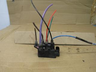 клапан компрессора пневмоподвески Audi Q7 4M 2016, 3.0 л., дизель, 4M0616013A