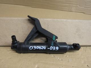 форсунка омывателя фары правая Audi A4 B9 2018, универсал, 8W0955102A